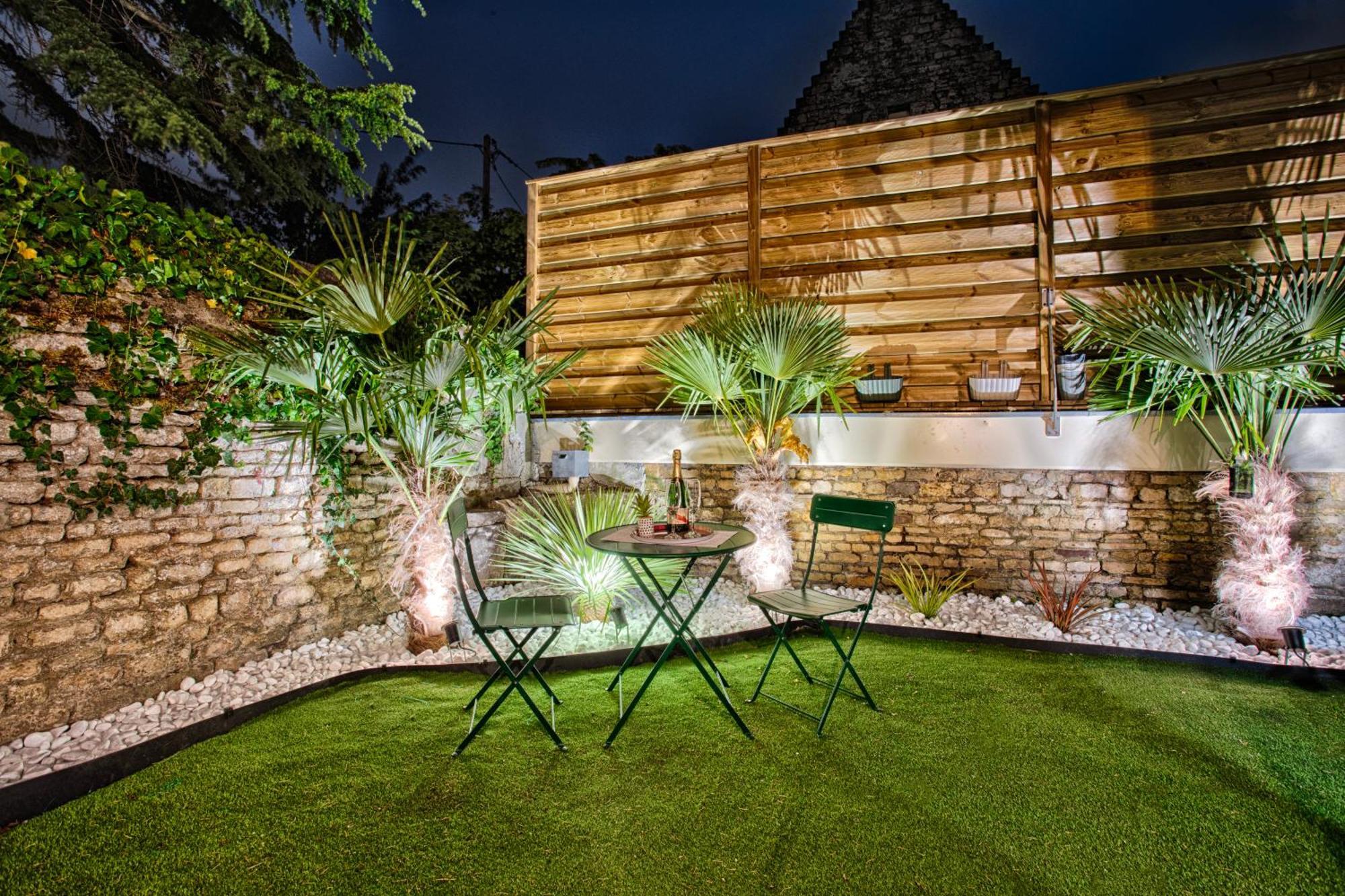 Appartement Fraichement Renovee - Jacuzzi Au Coeur De ก็อง ภายนอก รูปภาพ